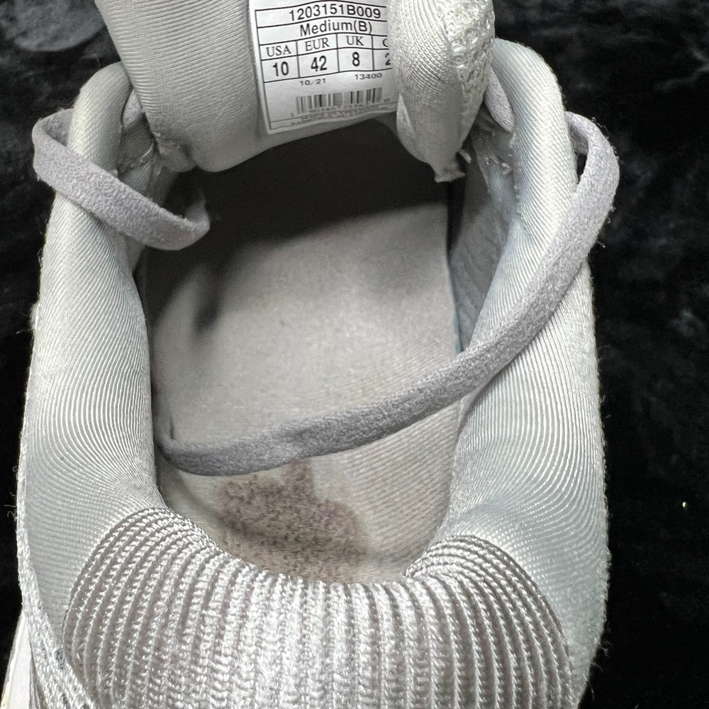 Brooks Ariel 20 1203151B009 Womens 10 B Running Shoes Oyster Alloy Grape Sneaker - Picture 7 of 8